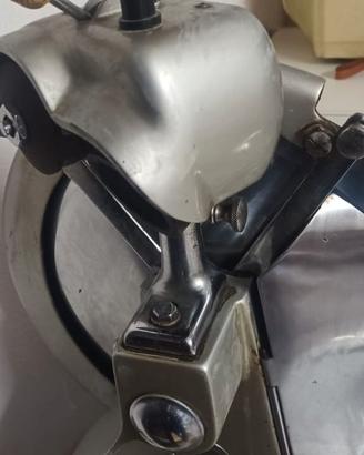 Affettatrice a volano Omega