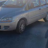 FIAT Multipla 1.6 16V Natural Power Dynamic