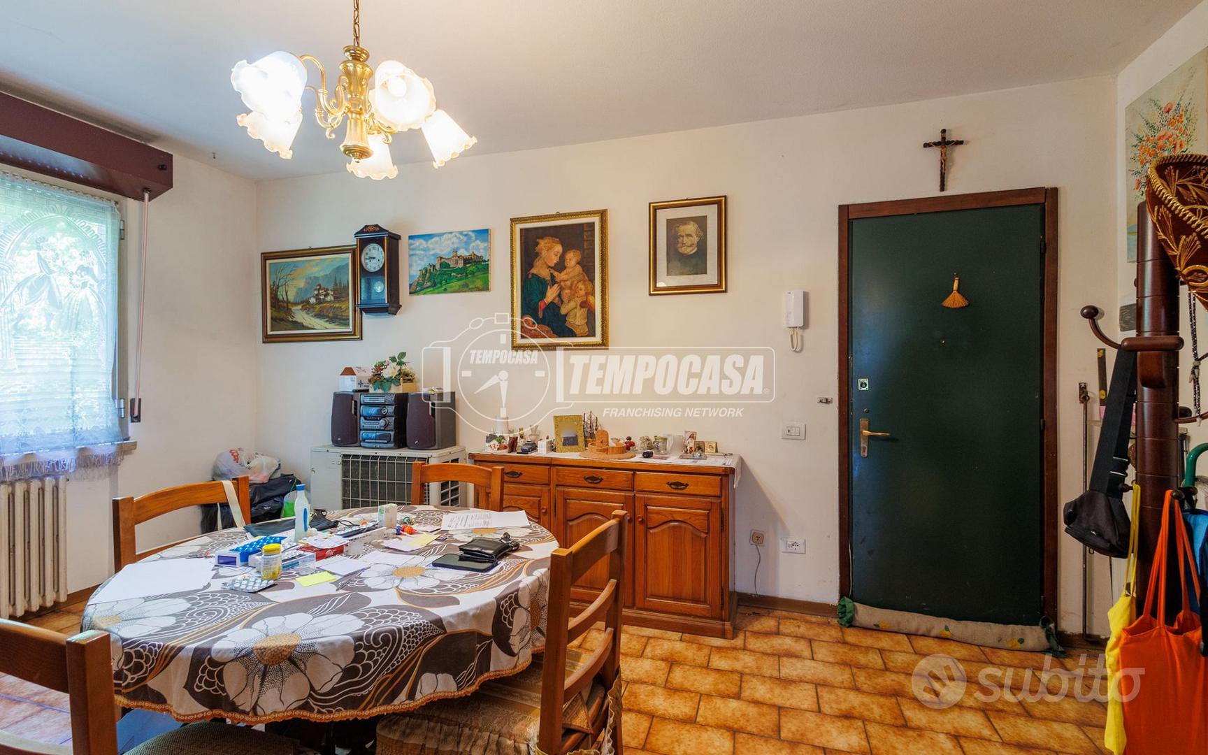 QUADRILOCALE CON GARAGE E CANTINA. - View 4
