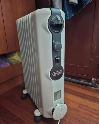 Radiatore ad olio elettrico De'Longhi nuovo