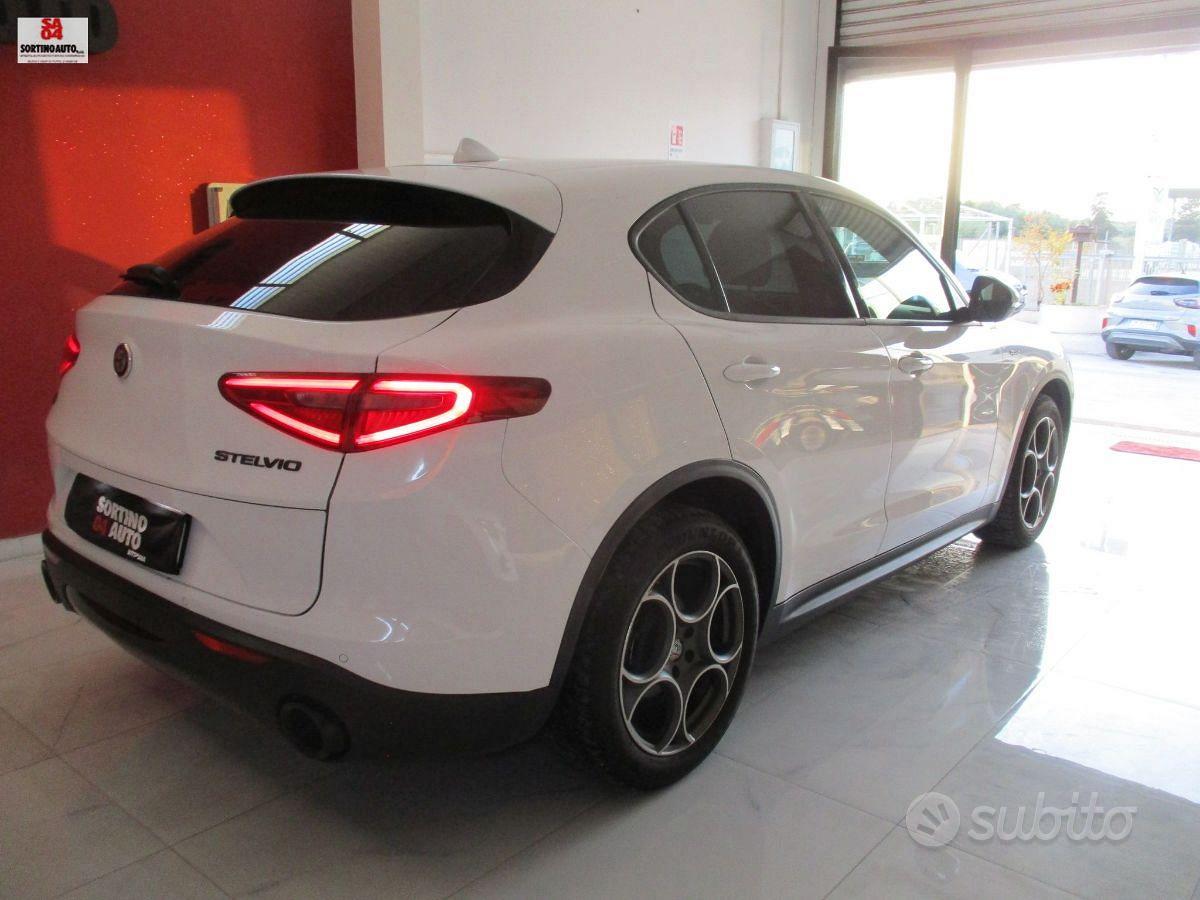Alfa Romeo Stelvio 2021 photo 2