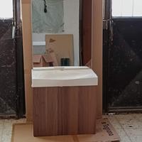 Mobile bagno più specchio