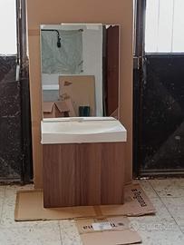 Mobile bagno più specchio