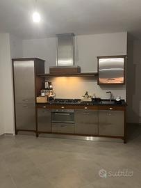 CUCINA  MARCHI CUCINE LEGNO MASSELLO E ACCIAIO