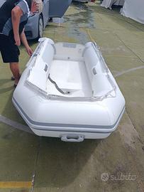 Tender 3,30 con motore selva da 6cv pari al nuovo