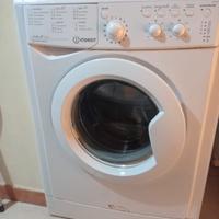 lavatrice Indesit 