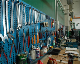 Officina con centro revisioni