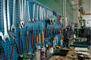 Officina con centro revisioni