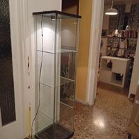 vetrina detolf ikea 163×43 con luci 