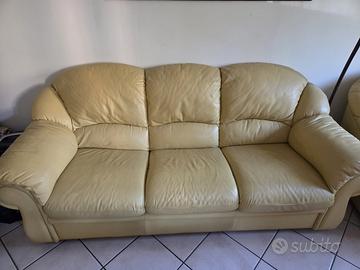 Divano letto in pelle