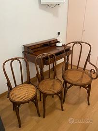 Scrittoio e Seggiole Paglia di Vienna