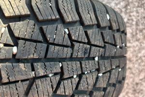 Gomme termiche 205/55/16 con cerchi 5x112 vw audi