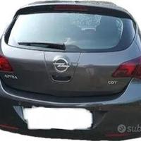 Portellone Opel Astra J