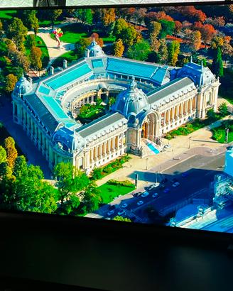 TV Oled Phlips Ambilight 48 pollici