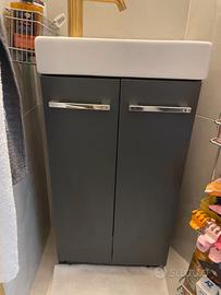 Mobile lavabo bagno molto piccolo
