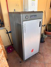 Caldaia a pellet RED Compact 24 – 22,1 kW