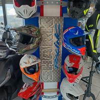 ABBIGLIAMENTO E ACCESSORI