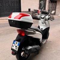 Kymco People 300i - 2015