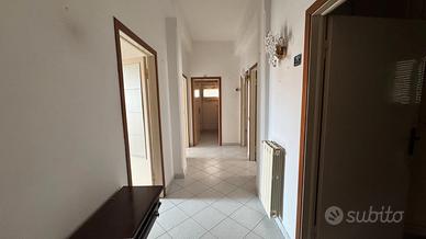 Quadrilocale Zona Nuova con piccolo box auto