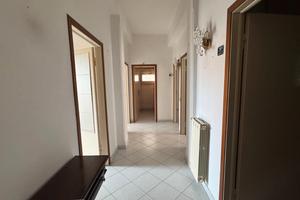 Quadrilocale Zona Nuova con piccolo box auto