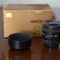 NIKON AF 85mm f1.8 D