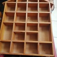 mobile per differenziata e scaffaletto