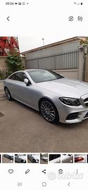 Mercedes E 220 4matic coupé 