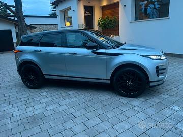 Evoque dynamic