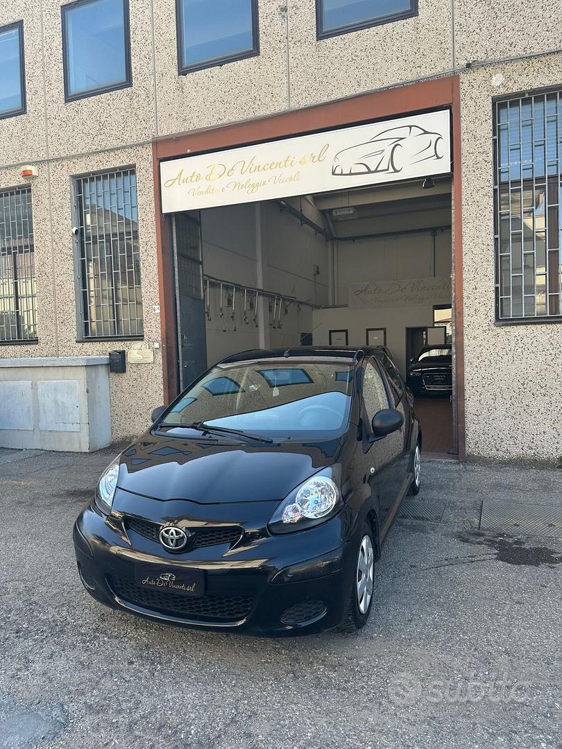 Subito - AUTO DE VINCENTI srl - Toyota Aygo 1.0 12V VVT-i 5 porte Sol ...