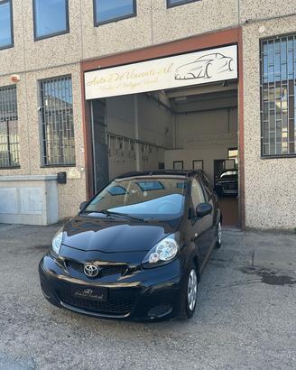 Toyota Aygo 1.0 12V VVT-i 5 porte Sol Connect