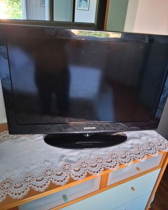 TELEVISORE