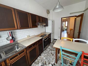 Rif.3 CAMERE IN VIALE SAN MARCO- appartamento qua