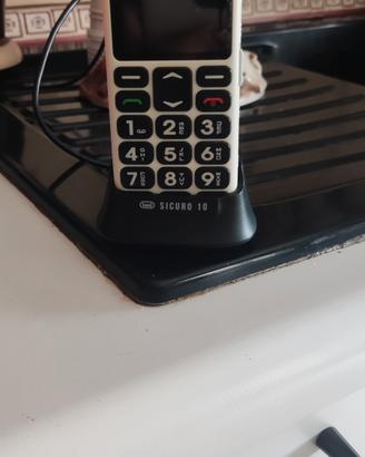Cellulare TREVI- SICURO 10+ Caricabatteria+ batter