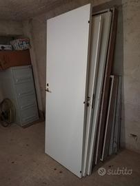 disponibili porte e mobile bagno
