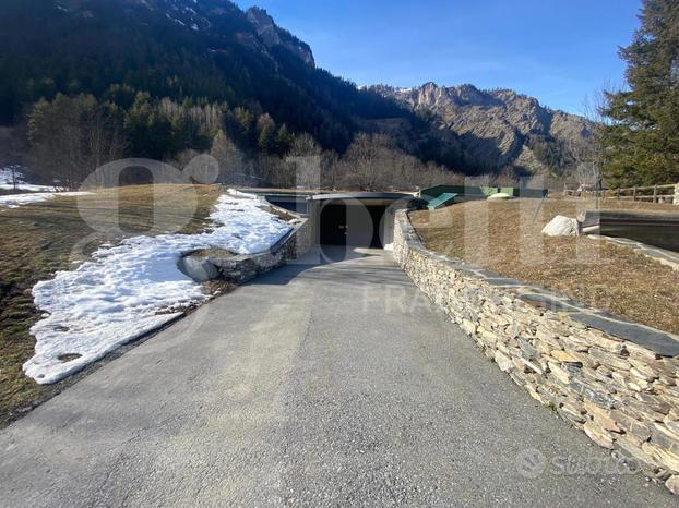 Box/Posto auto Bardonecchia [BDA02ARG]