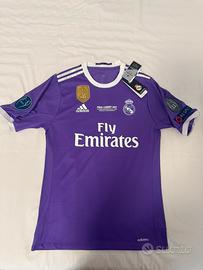 Real Madrid 2016/17 Champions League Casemiro 5 L