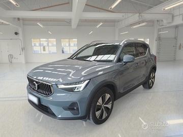 VOLVO XC40 T4 RECHARGE PLUG-IN AUTO CORE SUV