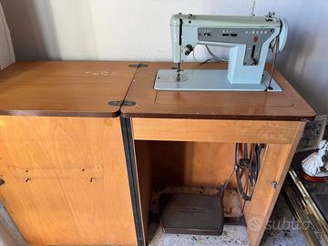 Macchina da cucire vintage