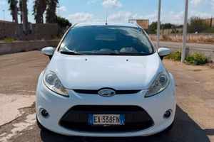 Ford Fiesta 1.4 5 porte Bz.- GPL Titanium