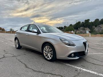 Alfa Romeo Giulietta/1.6 120CV/LED/CERCHI 17"/NEO