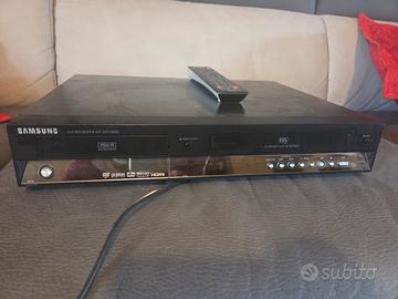 Lettore DVD e videoregistratore vhs Samsug