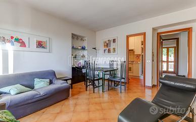 Ampio appartamento senza spese condominiali !