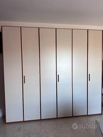 Armadio 6 ante