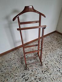 Servomuto in legno