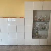 Mobili da soggiorno Total White pari al nuovo