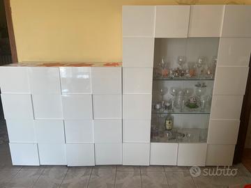 Mobili da soggiorno Total White pari al nuovo