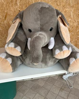 Trudi elefante peluche gigante