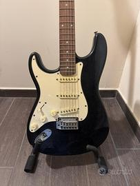 Chitarra Fender Squire mancina