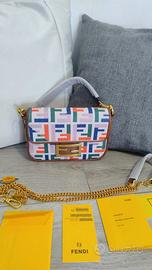 Borsetta tracolla/ mano di tendenza 