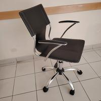 Poltrona con rotelle